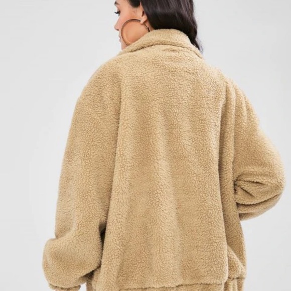 Fluffy Zip Up Winter Teddy Coat🧸 - Picture 7 of 8